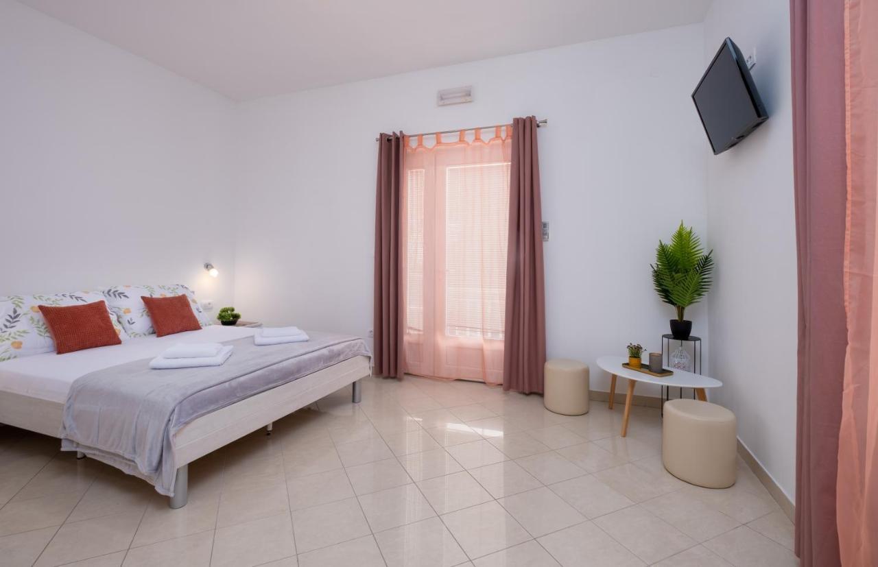 Studio Apartment Brigita Mlini Exterior foto